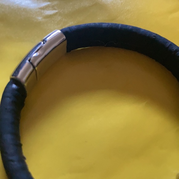 Handmade Magnetic Snap Bracelet - Picture 3 of 3